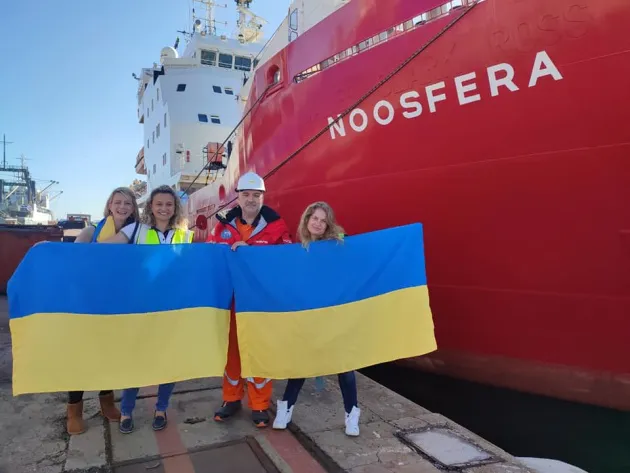 Криголам «Ноосфера» через війну не може повернутися в Одесу