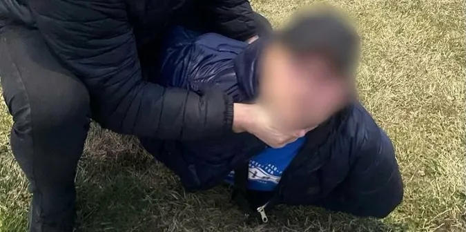 Шахрай з Одещини видурив у луцьких пенсіонерів купу грошей (фото, відео)