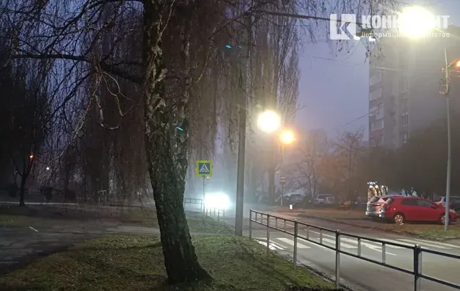 Погана видимість: з ночі Волинь накрив густий туман