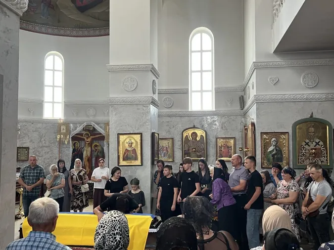 Понад рік тому загинув на Донеччині: на Волині попрощалися з Героєм Олеом Москалюком (фото)