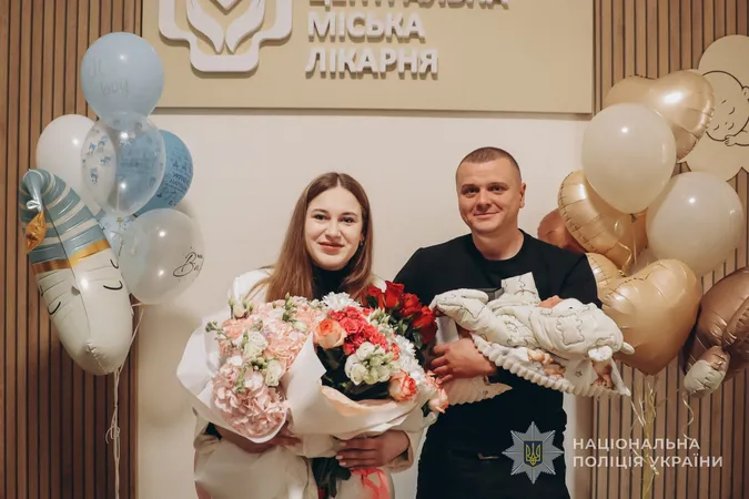 Встиг за 15 хвилин до появи сина: волинський воїн приїхав із передової на народження первістка (фото)
