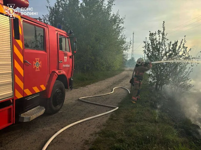 На Волині палали два величезні торфовища (фото)