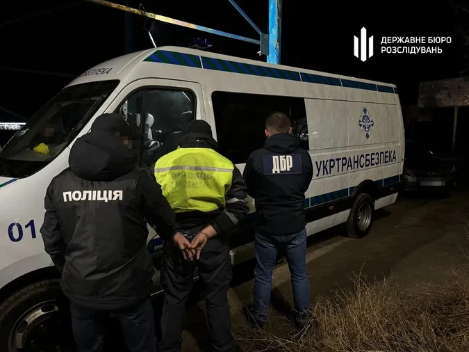 Посадовець Укртрансбезпеки «заробляв» мільйони на поборах із зернотрейдерів (фото, відео)