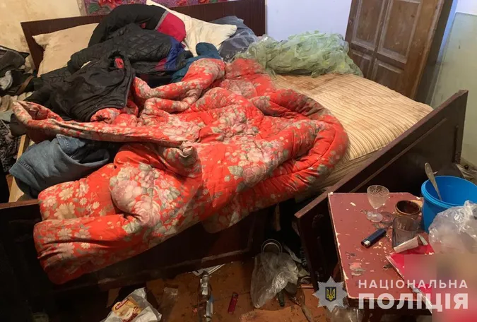 У Луцькому районі жорстоко вбили чоловіка, а труп заховали в кущі (фото)
