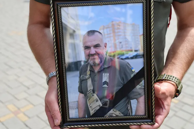 Лучани провели в останню дорогу Юрія Стельмащука та Віталія Бондарука (фото)
