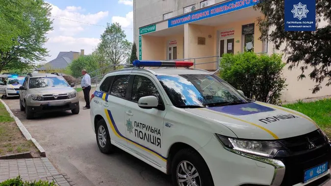 У Ковелі патрульні допомогли вагітній жінці дістатися до пологового