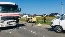 Біля Боратина – подвійна автотроща (фото, відео)