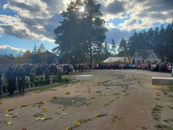Загинув на Донеччині: на Волині прощались з капітаном поліції Володимиром Степашуком (фото)