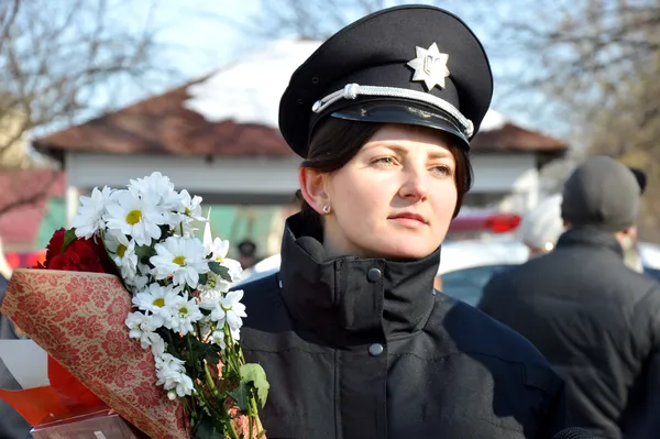 Тортиків не буде: у Луцьку склали присягу нові патрульні (фото)
