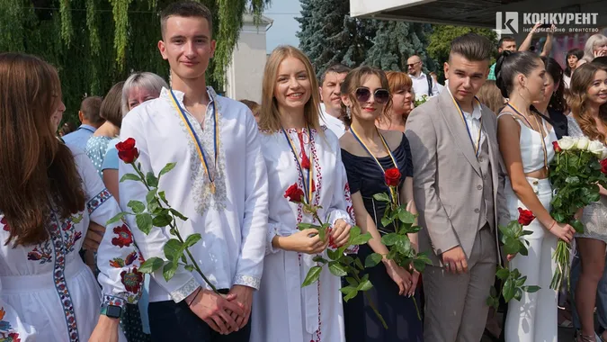 У Луцьку нагородили медалістів: як все було (дуже багато фото)