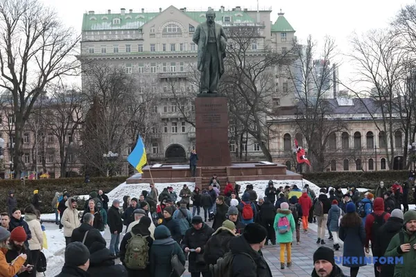 У Києві активісти вийшли на марш проти російської агресії