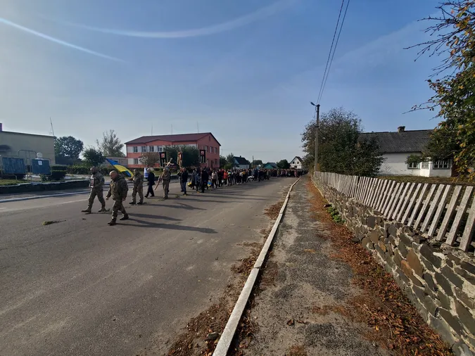 На Волині попрощалися з загиблим Героєм Тарасом Максимчуком (фото)