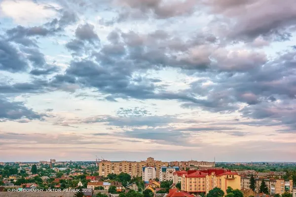 Опублікували неймовірні фото Луцька