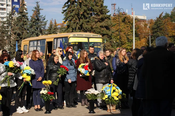 Був у всьому попереду: Луцьк попрощався із Мартензом (фото, відео)