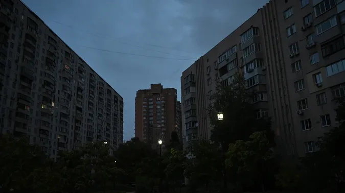 Повний блекаут: Чернігів залишився без світла та води після атаки російських дронів