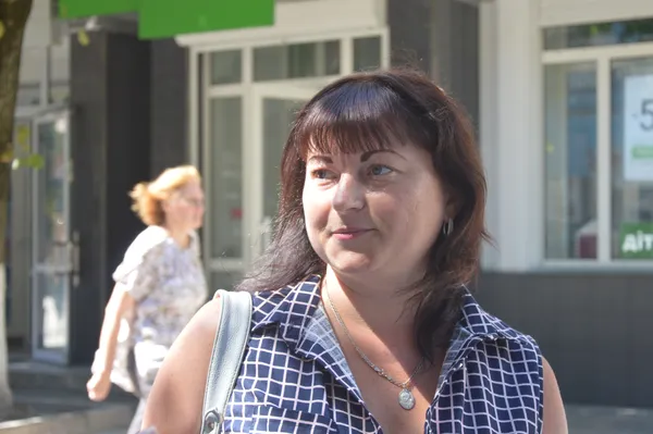Vox populi. «По кишені б'є»: лучани вже скуповуються в школу (фото)