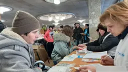 У Луцьку роздали 550 пакунків із теплим одягом від ЮНІСЕФ (відео)