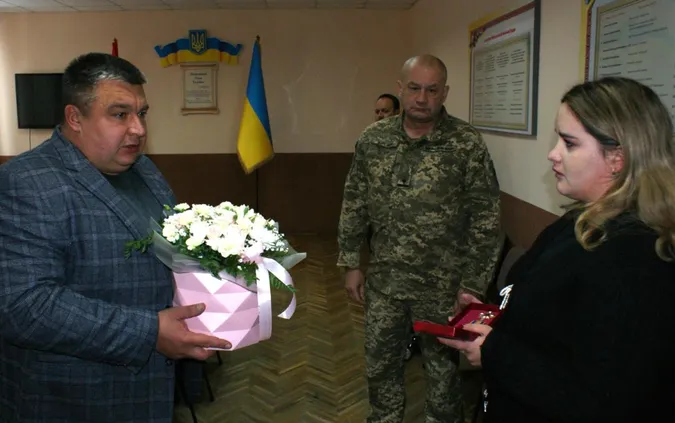Героя Олександра Ханова з Волині посмертно нагородили орденом «За мужність» (фото)