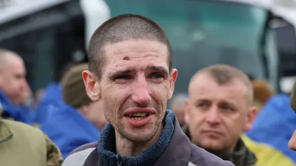 Відбувся черговий обмін полоненими: додому повернулися 175 військових і семеро цивільних (фото)