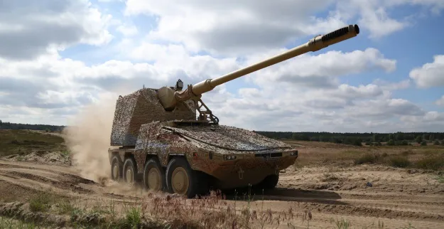 Німеччина схвалила продаж Україні 18 САУ RCH-155
