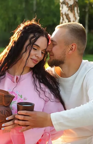 Луцька співачка сповістила про вагітність первістком (фото)