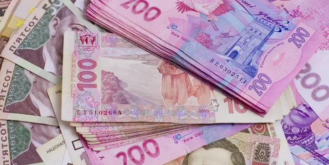 Посольствам і консульствам в Україні хочуть виділити більше грошей