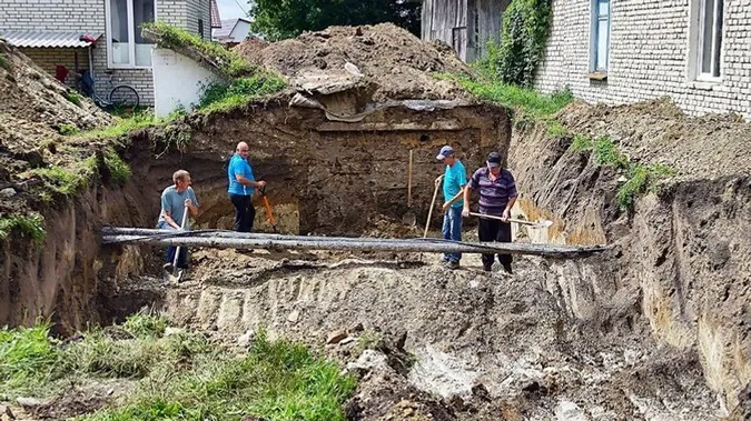 Археологічне відкриття на Волині: давній фільварок законсервували (відео)