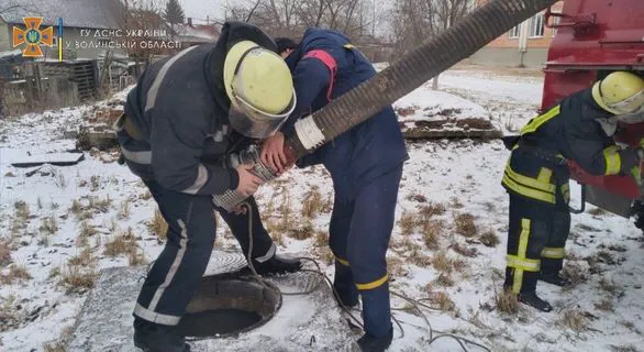 Зі Старовижівського ліцею евакуювали дітей та педагогів (фото)