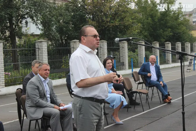 Як вітали з професійним святом луцьких рятувальників (фото)