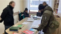 СБУ шукає «русский мир» у Зимненському монастирі (фото)