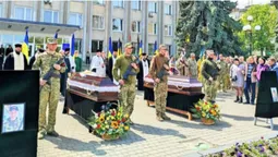 У Ковелі попрощалися із загиблими Героями Сергієм Жуком та Володимиром Семенюком (фото)
