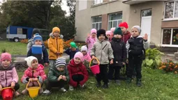 Маленькі волиняни озеленювали територію дитячого садочка (фото)