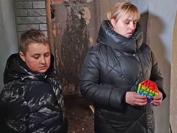 Багатодітна родина погорільців із Волині шукає нове житло