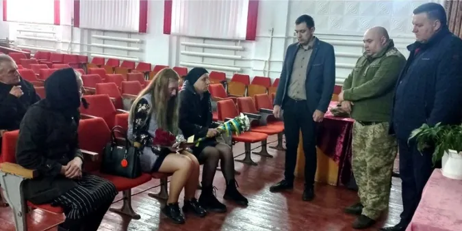 Рідним загиблого на Харківщині волинянина вручили орден «За мужність» (фото)