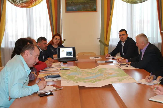Назвали три причини обміління Світязю і шукають кошти на його порятунок