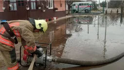 Весняне підтоплення: з городів волинян відкачали понад 1,5 тисячі тонн води (фото, відео)
