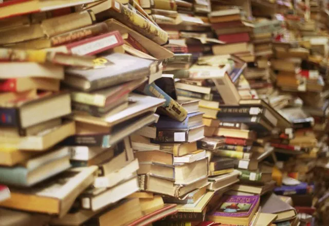 Куди в Луцьку подіти старі книги