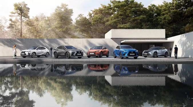 Седан чи SUV від Lexus: який формат краще відповідає вашим задачам?