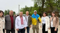 Сльози щастя і радість: удома зустріли звільненого з полону волинянина Андрія Войчука