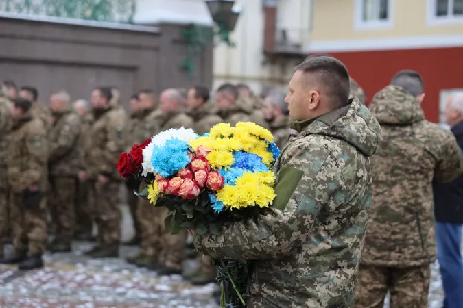 Луцьк попрощався з двома Героями – Вадимом Радюком та Романом Сокольським