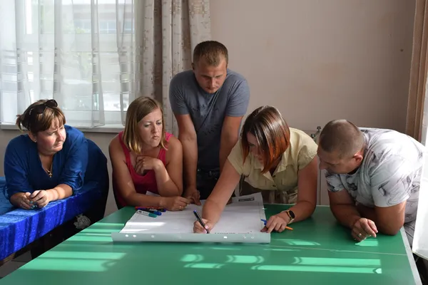 «Ми не хочемо просто чекати позитивних змін», – жителька Мельників про розвиток села