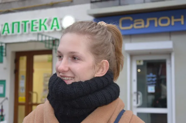 Vox populi: живі, штучні, в горщиках – які ялинки обирають лучани (фото)