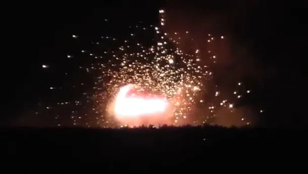 Чому в Україні вибухають склади зі зброєю