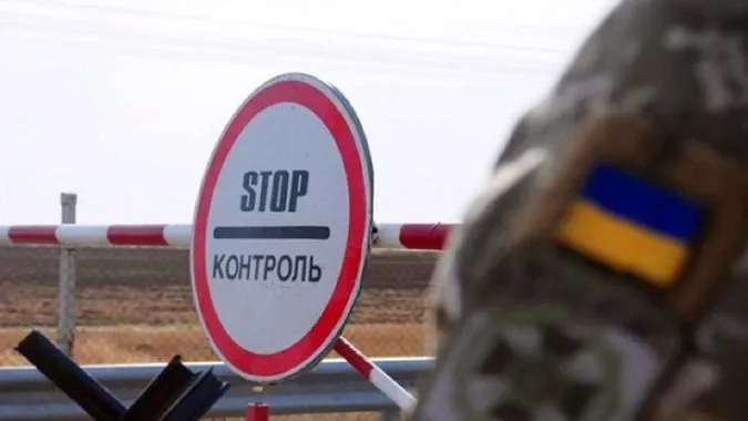 Уряд дозволив в’їзд іноземцям і відкрив пункти пропуску в аеропортах