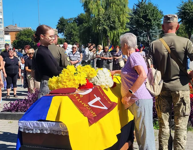 У Ковелі попрощались з Героєм Олегом Бортіком