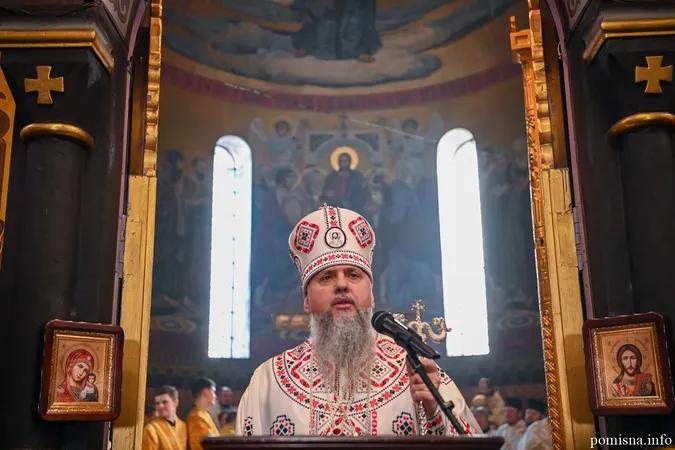 Перша служба після передачі ПЦУ Свято-Успенського собору: що сказав Митрополит Епіфаній у Володимирі
