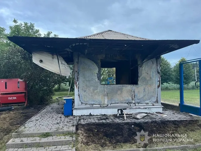 П'яний волинянин підпалив панельну прохідну
