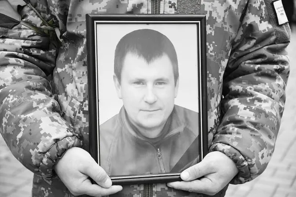 У Луцьку попрощалися із загиблим захисником Миколою Чусом (фото)