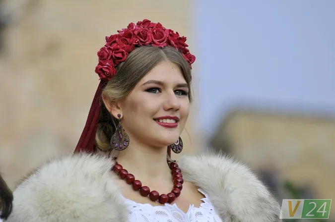 «Волинська княжна-2016»: у Луцьку обрали середньовічну красуню (фото)