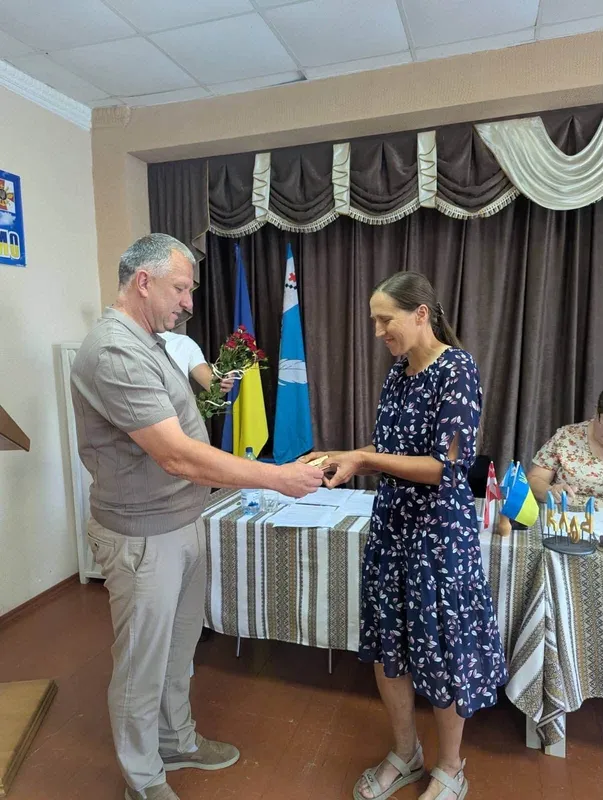 На Волині двох жінок відзначили почесними званнями «Мати-героїня» (фото)
